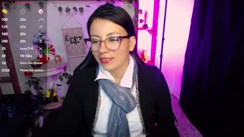 queenrose94 online show from March 3, 4:36 pm