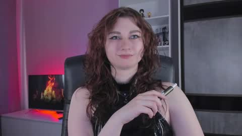 Rose online show from May 12, 5:22 pm