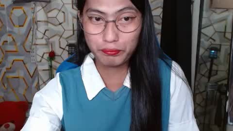 queensteffi online show from July 8, 7:39 pm