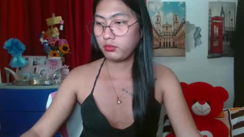 queensteffi online show from February 27, 11:41 pm