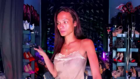 ValentinaMoone online show from April 26, 5:43 pm