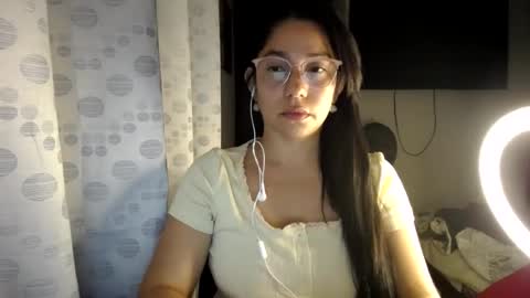 Paola online show from June 19, 2:06 am
