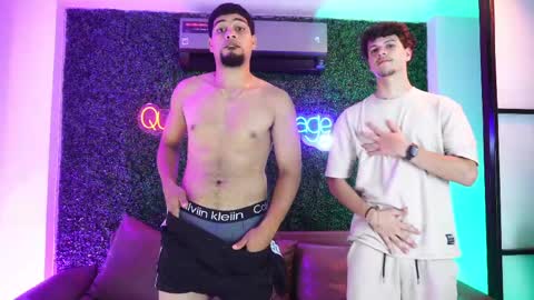 querhyussavagestuds online show from May 8, 9:53 pm