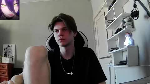 quiet_sh online show from February 28, 9:24 am