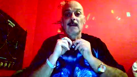 qwertyuiop22348015 online show from January 11, 5:30 pm