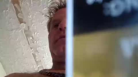 r04233054 online show from December 18, 4:19 am