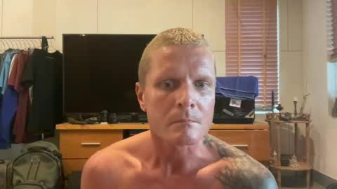 rabbit_eyes69 online show from July 3, 10:20 am