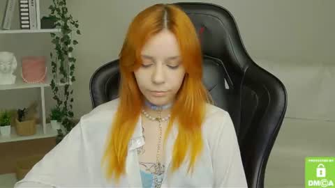 rachel__lips online show from June 13, 9:52 am