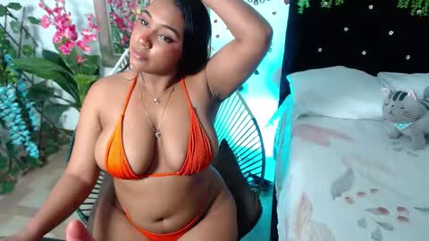 Snapshot of rachel__moon chatting on September 26, 1:13 am Valentina online show from September 26, 1:13 am