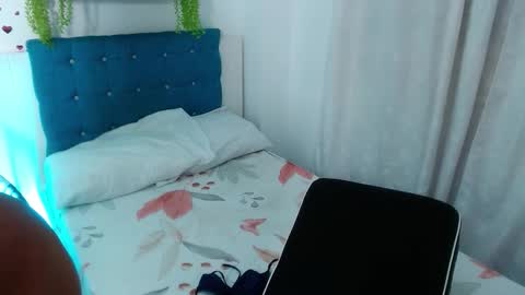 Snapshot of rachel__moon chatting on September 11, 11:50 pm Valentina online show from September 11, 11:50 pm