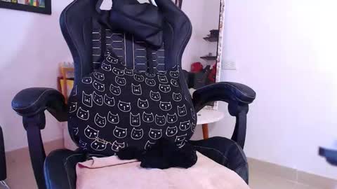 rachell_420 online show from November 17, 1:46 pm