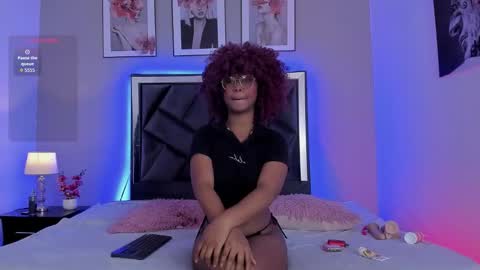 Snapshot of rachell_ebony chatting on September 26, 12:02 pm Rachel Ebony online show from September 26, 12:02 pm