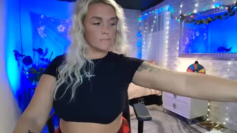 Rachelle Gaze online show from December 14, 1:27 am