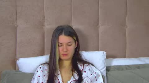 RachellSimpson online show from February 6, 6:32 pm