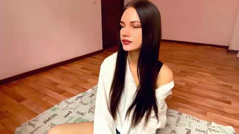 Rachel online show from November 8, 8:17 am