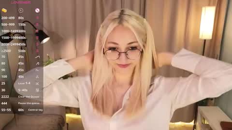 Karina online show from September 28, 9:24 pm