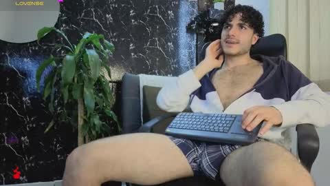 R A F A E L online show from January 11, 9:43 pm