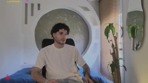 R A F A E L online show from March 15, 5:27 pm