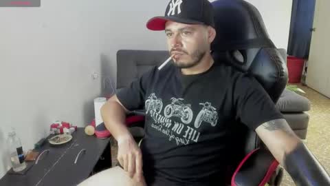 ragnar_lothbrok77 online show from October 29, 8:42 pm