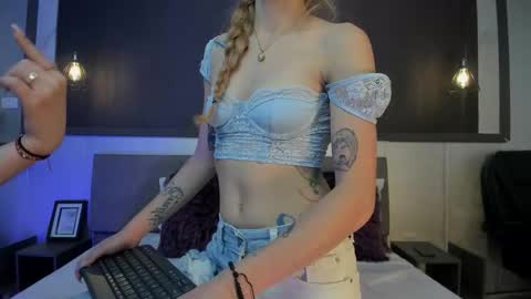 Railey have red hairMegan have blonde hair online show from December 15, 3:41 pm