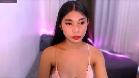 raindrizzle1706 online show from February 24, 1:19 am