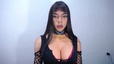 RamonaSmit online show from March 13, 8:01 pm