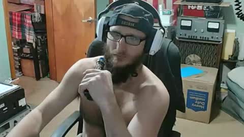 Randall online show from April 7, 10:12 pm