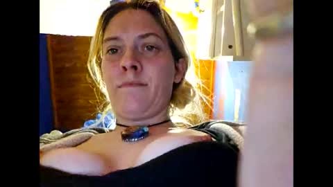 Snapshot of randcandy77 chatting on February 17, 7:15 am Randcandy77 online show from February 17, 7:15 am