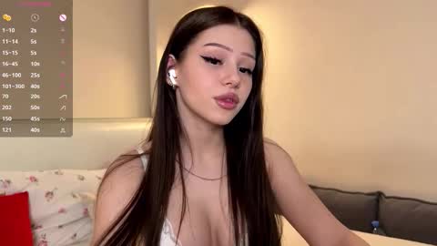 Luna online show from February 22, 7:05 pm