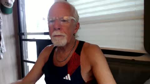 ranger1001 online show from April 26, 9:23 pm