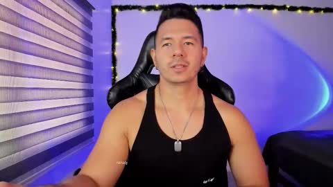 Jonas online show from February 11, 3:05 pm