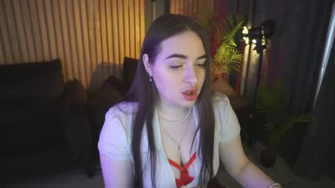 rapunzelangel online show from June 3, 5:54 am