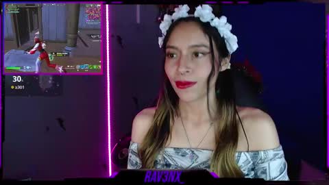 Snapshot of rav3nx_ chatting on December 8, 12:02 am online show from December 8, 12:02 am