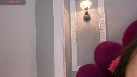 raven_loove online show from May 22, 9:43 pm