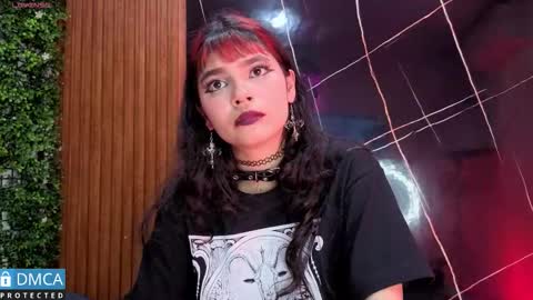 raven_rox_ online show from November 13, 4:15 am