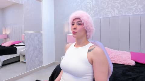 Ravenfox  online show from February 17, 3:38 am