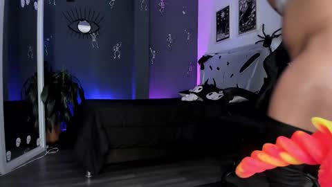 Raven Witch online show from November 22, 10:18 pm