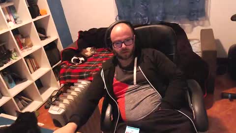 ravingr3d3 online show from March 7, 10:21 pm