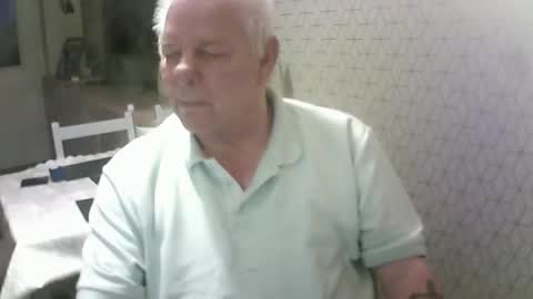 Snapshot of ray47 chatting on September 26, 6:05 pm ray47 online show from September 26, 6:05 pm