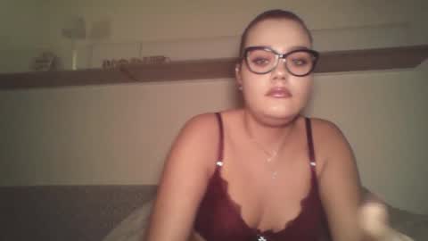 ray_arissa online show from October 19, 8:41 am