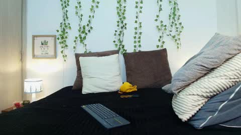 Ray online show from January 12, 2:18 am