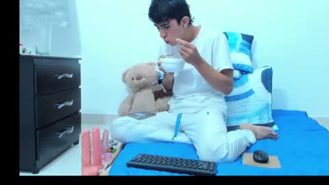 rayan_black online show from January 7, 1:17 am