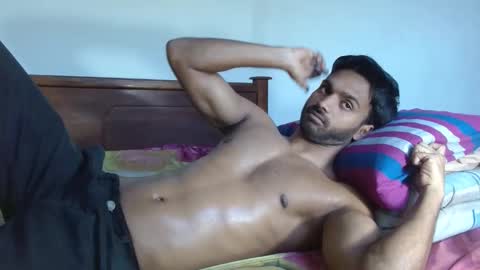 eyan online show from April 19, 1:50 am