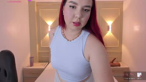 R E A C H E L online show from June 4, 3:01 am