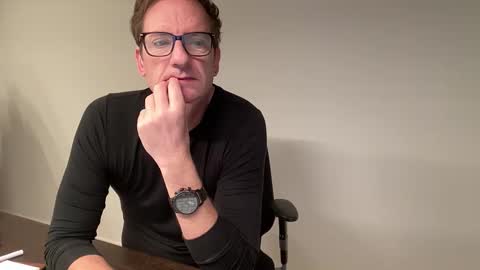 realstuff_ online show from November 27, 6:37 pm