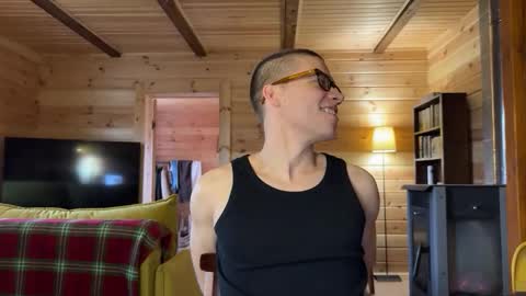 AliceEve online show from March 20, 7:35 am