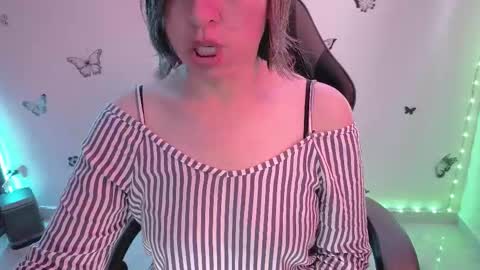 Rebbeca online show from March 11, 1:03 pm