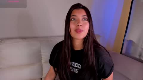 Rebeca Williams online show from March 4, 12:46 pm