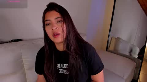 Rebeca Williams online show from March 3, 12:34 pm