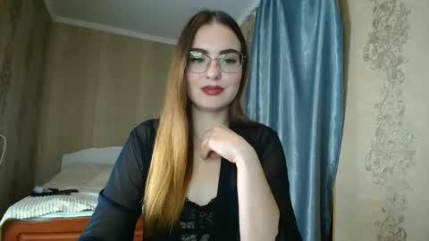 Rebecca online show from November 14, 4:20 pm